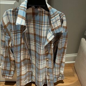 zeagoo Women's Blue and Brown Plaid Shacket size medium